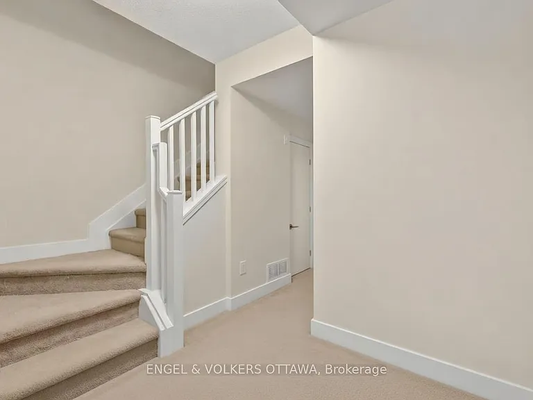88 Holmwood Ave — Photo 9