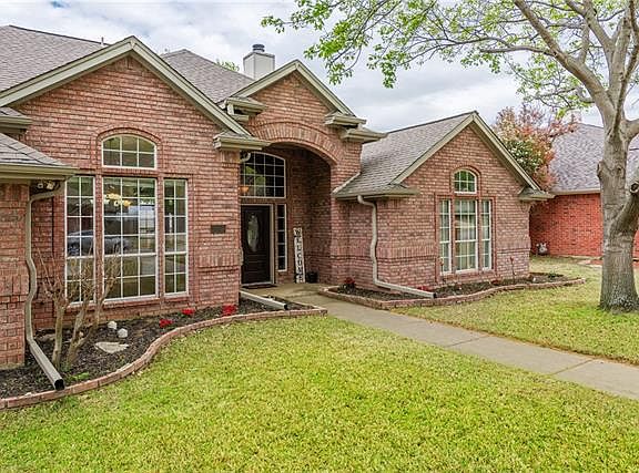3rd image of 1109 Oak Valley Dr