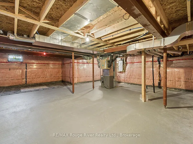 12 Bill Hutchinson Cres — Photo 46