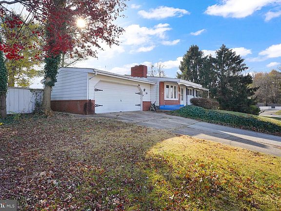2nd image of 28 Mavista Cir