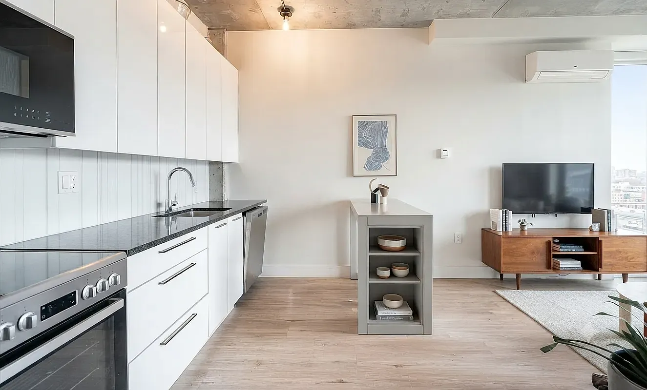 815 Flatbush Avenue — Photo 1