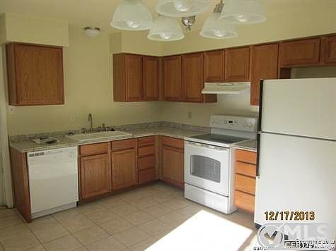 5th image of 13400 Lacewood St