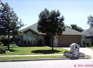 11961 S 270 East Ave, Coweta, OK 74429