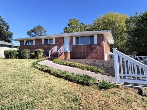 114 Clara Lee Dr, Rossville, GA 30741