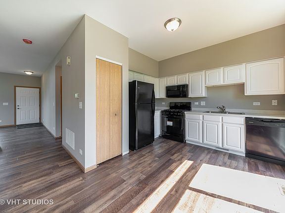 2nd image of 2129 Rebecca Cir Unit 2129