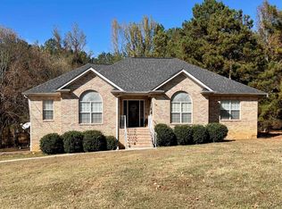 4385 Creek Trce, Bessemer, AL 35022