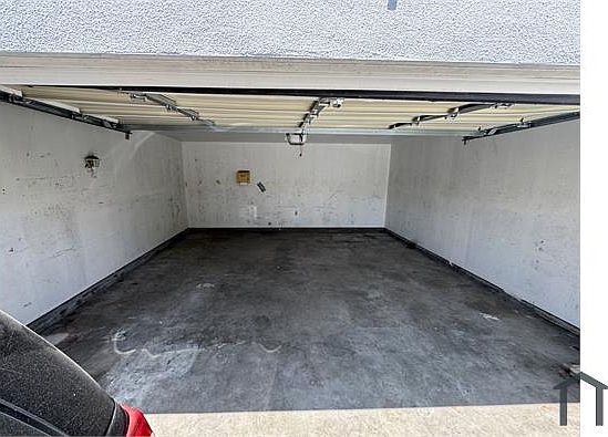 4th image of 9004 S San Pedro St