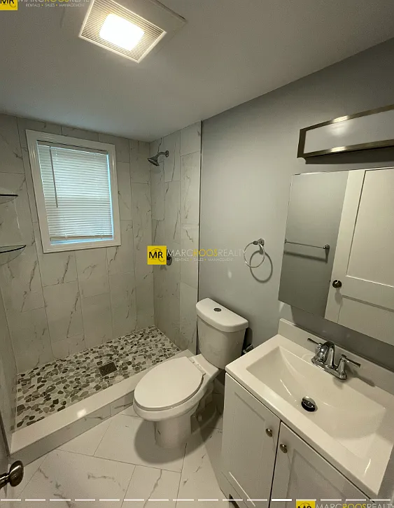 4 bed, 9999 sqft, $5,500 — Photo 3