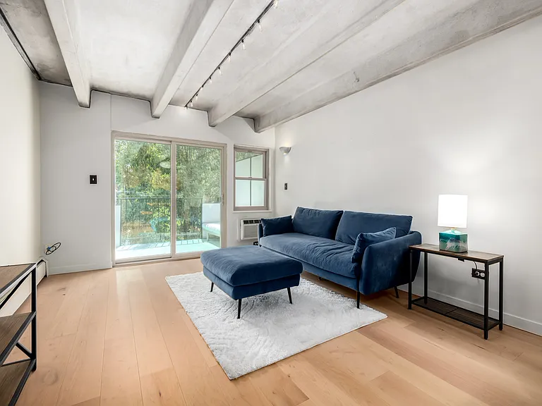 1265 Elizabeth St #305 — Photo 4
