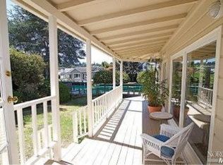 10 Lagoon Rd, Belvedere Tiburon, CA 94920