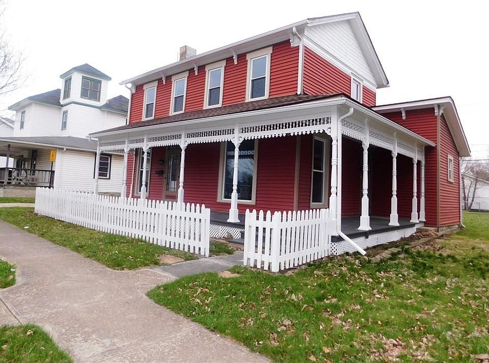 1st image of 236 W Main St