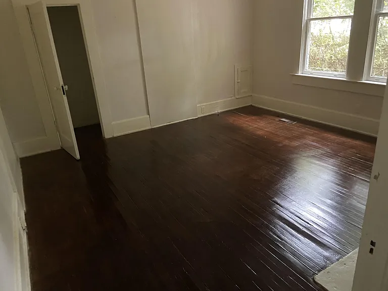 306.5 E Jane St — Photo 2