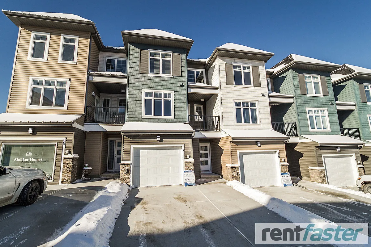 Building Photo - 600 Bellerose Dr