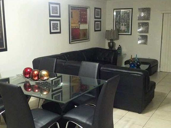 3rd image of 1950 W 56th St APT 2211-B