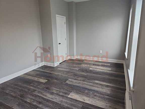 3rd image of 1041 Dekalb St APT 2