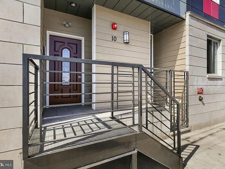 800 Callowhill St #10-3 — Photo 19
