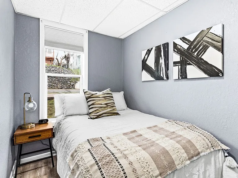 432 7th Avenue E 2br 1BA #1 — Photo 7