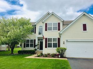 66 Meadows Dr, Gilberts, IL 60136
