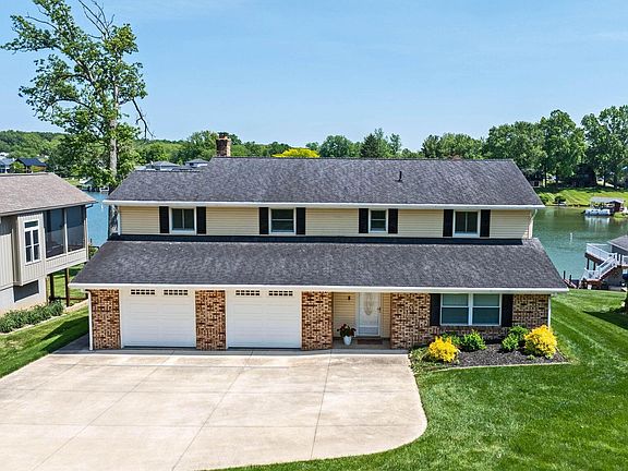 2nd image of 360 Baldwin Dr