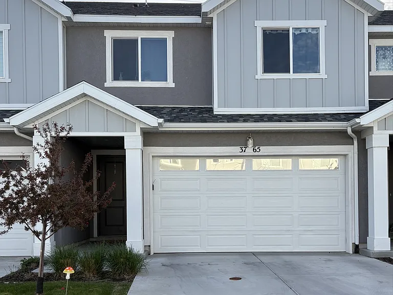 3765 S 3250 W — Photo 1