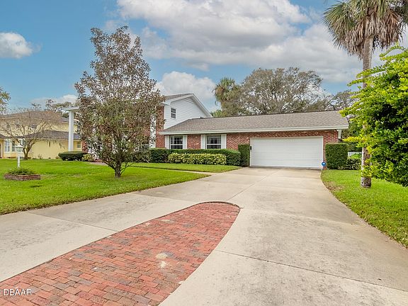 4th image of 240 Landmark Cir