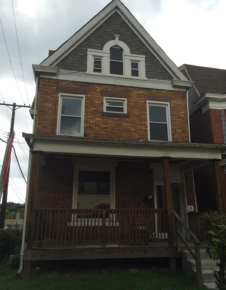 200 Center Street — Photo 2