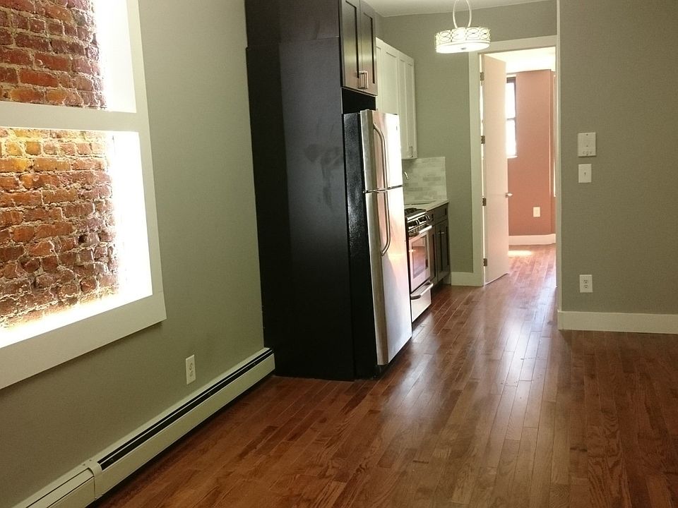 1st image of 70 Macdougal St APT 1B