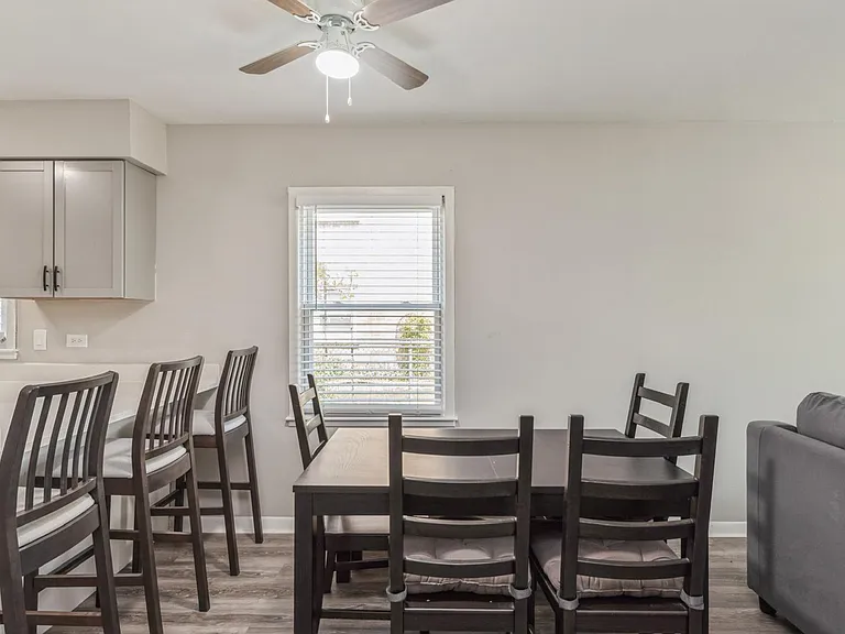 856 E Capri Dr #1 — Photo 5