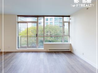 1478 Hastings St W #402, Vancouver, BC