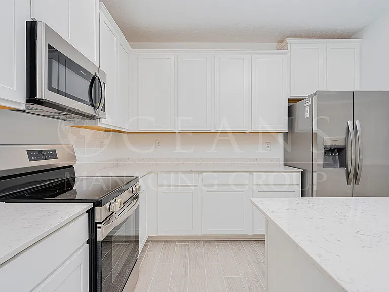 4121 Acoma Dr — Photo 6