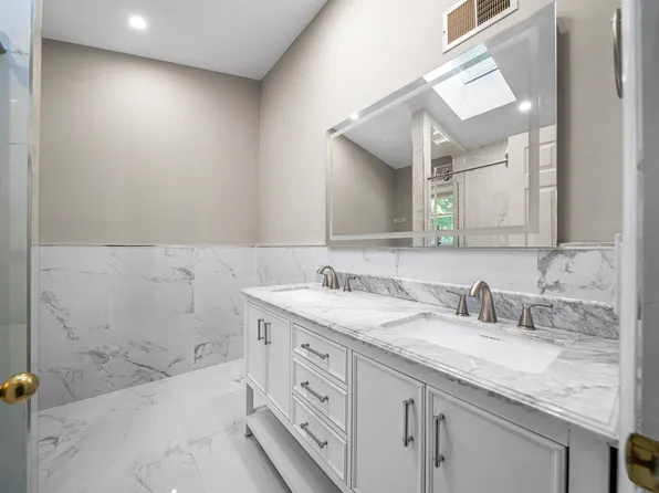 473 Undercliff Avenue image 21 of 33