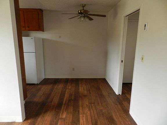 4th image of 333 Roosevelt St