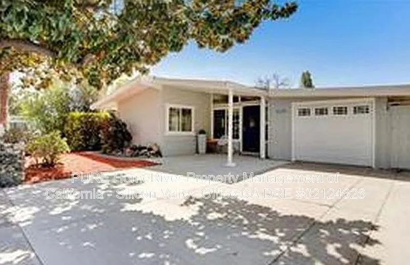 3 bed, 2.0 bath, 1382 sqft, $4,495 — Photo 1
