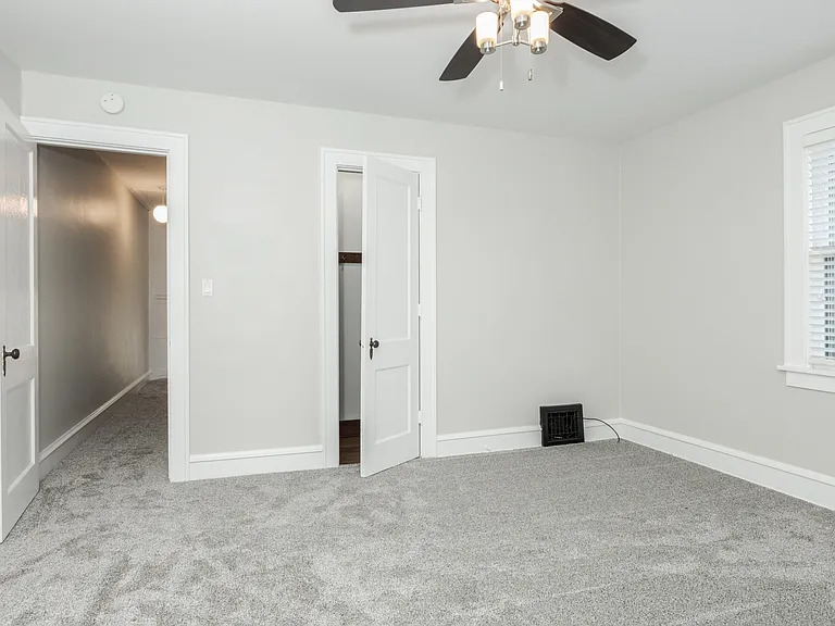 112 Warner St — Photo 20