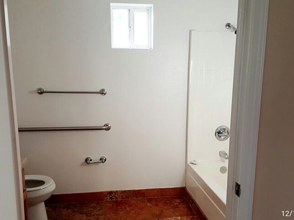 4th image of 9012 Palmera Ct