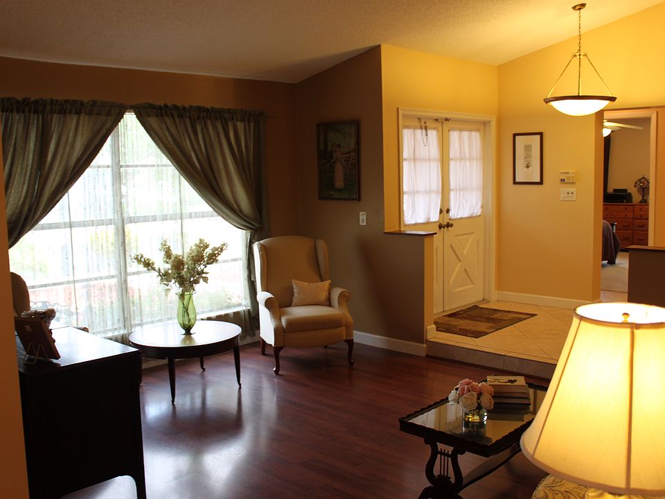 2nd image of 2060 NW 107th Way