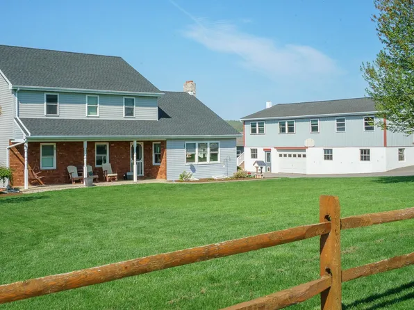 2035 N Churchtown Rd, East Earl, PA 17519