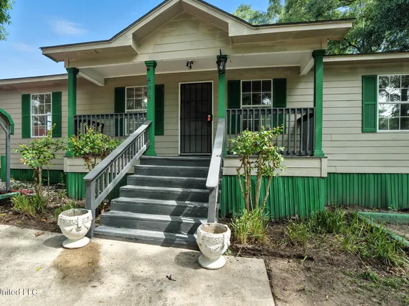 608 Baldwin St, Summit, MS 39666