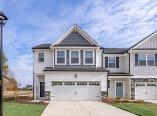 11 Village Edge Dr, Lillington, NC 27546