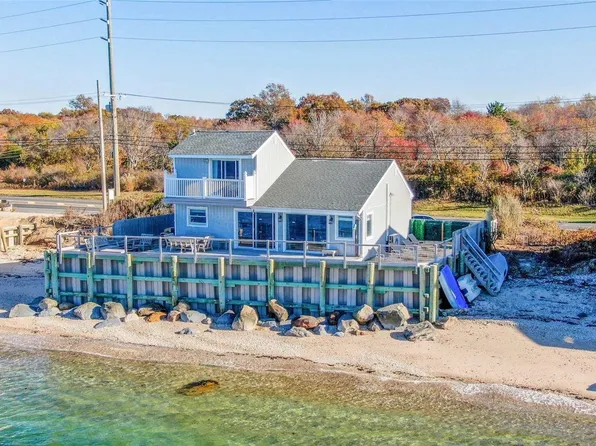 58425 Route 48, Greenport, NY 11944