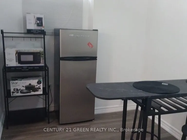 23 Robideau Pl #BASEMENT — Photo 9