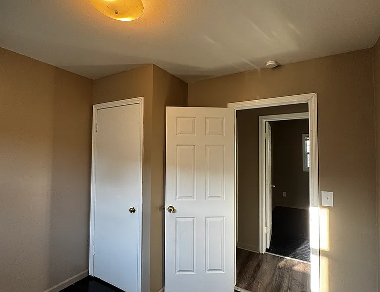 1486 Friel St — Photo 14