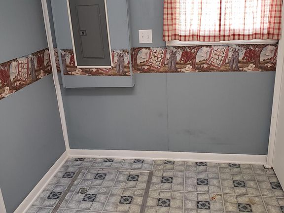 2nd image of 433 Wendel Ave
