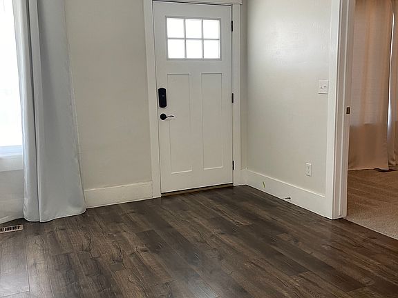 2nd image of 520 E Gallacher Pl #516