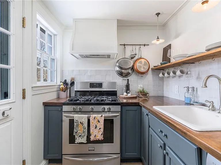 36 Kay St #3 — Photo 10