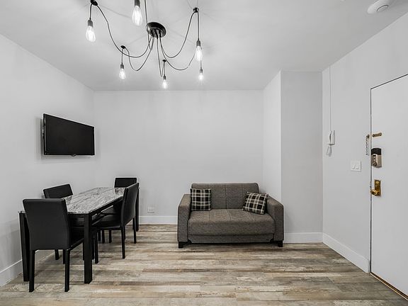5th image of 2377 Belmont Ave APT 5