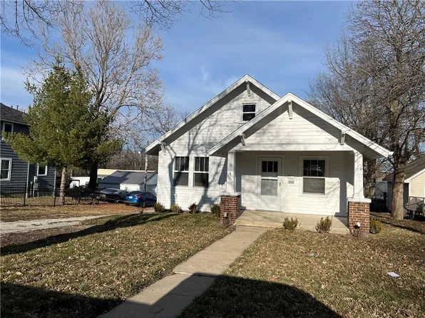 2509 Main St, Higginsville, MO 64037