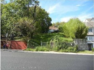 2455 Richmond Rd, Staten Island, NY 10306