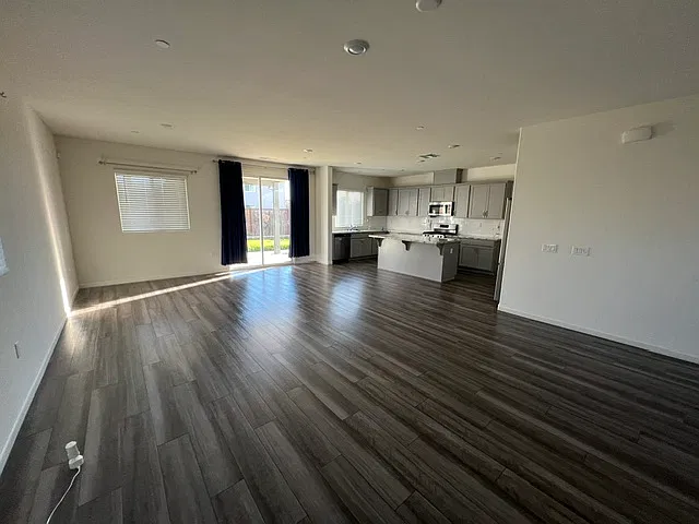 2024 Maggie Court - 1 — Photo 4