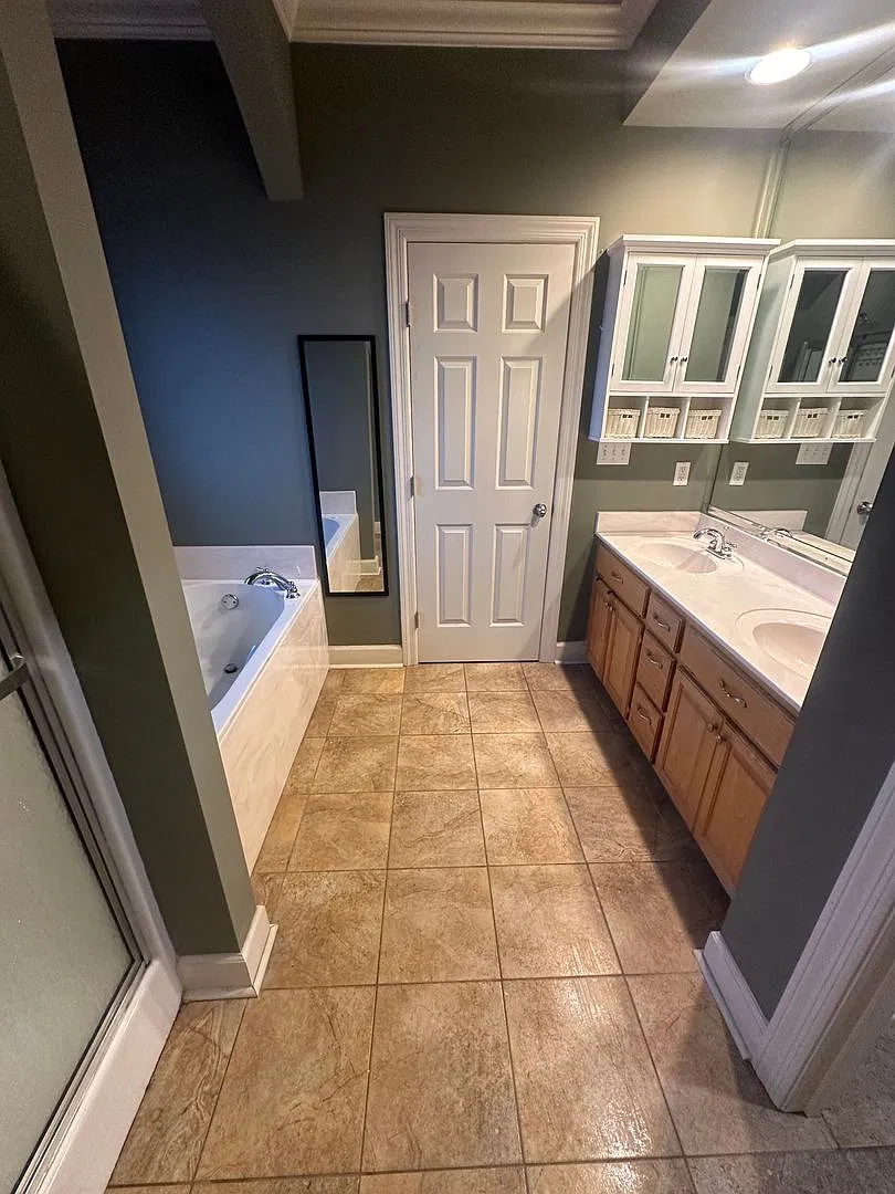 3 Bedroom 2 Bathroom in Killen - Cedar Brook Community — Photo 1
